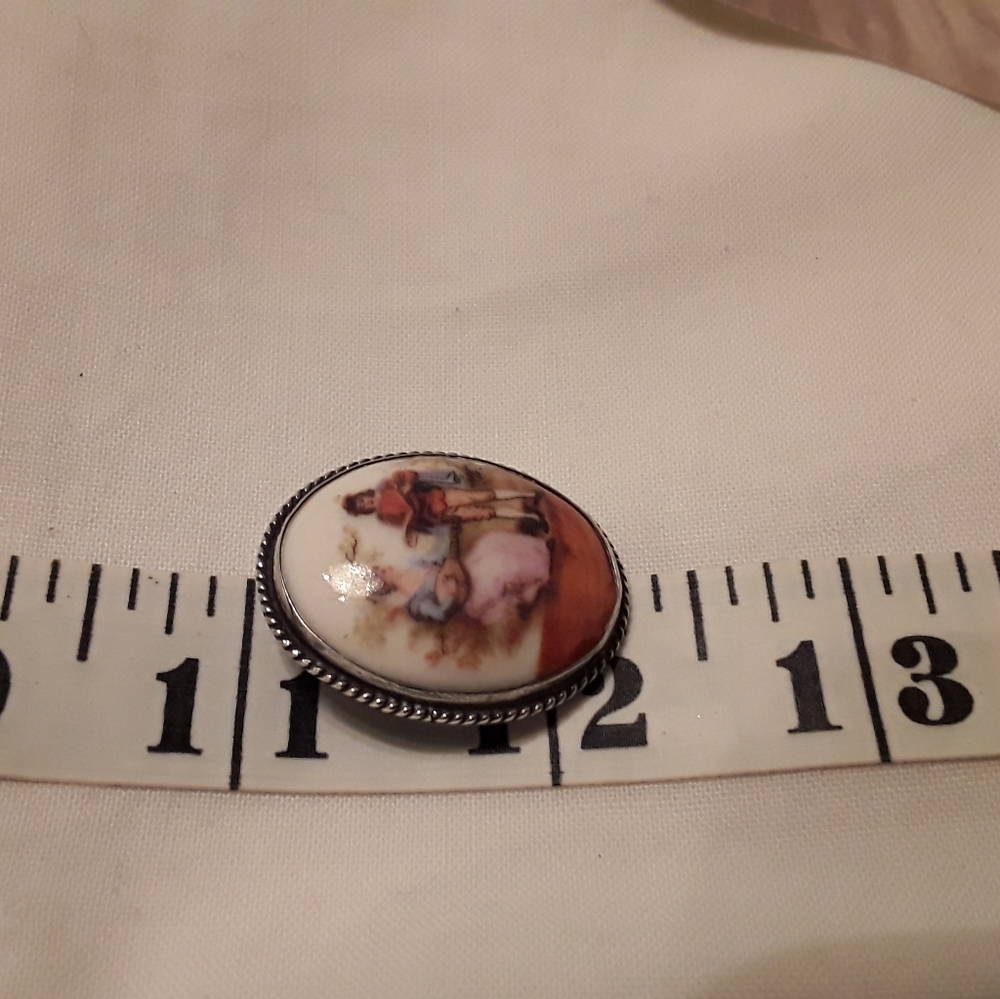 VTG 925 STERLING CAMEO PORCELAIN MINSTREL BROOCH - Picture 4 of 8